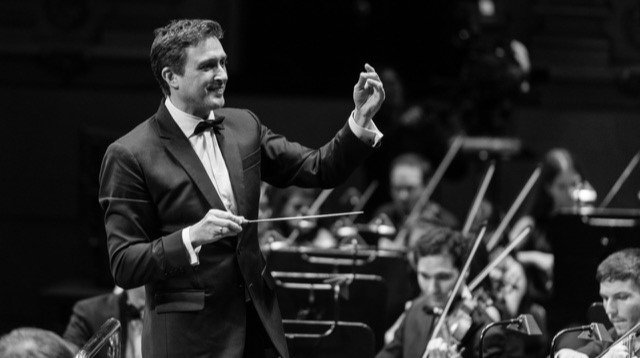 Hugo Carrio - Conductor & Music Director