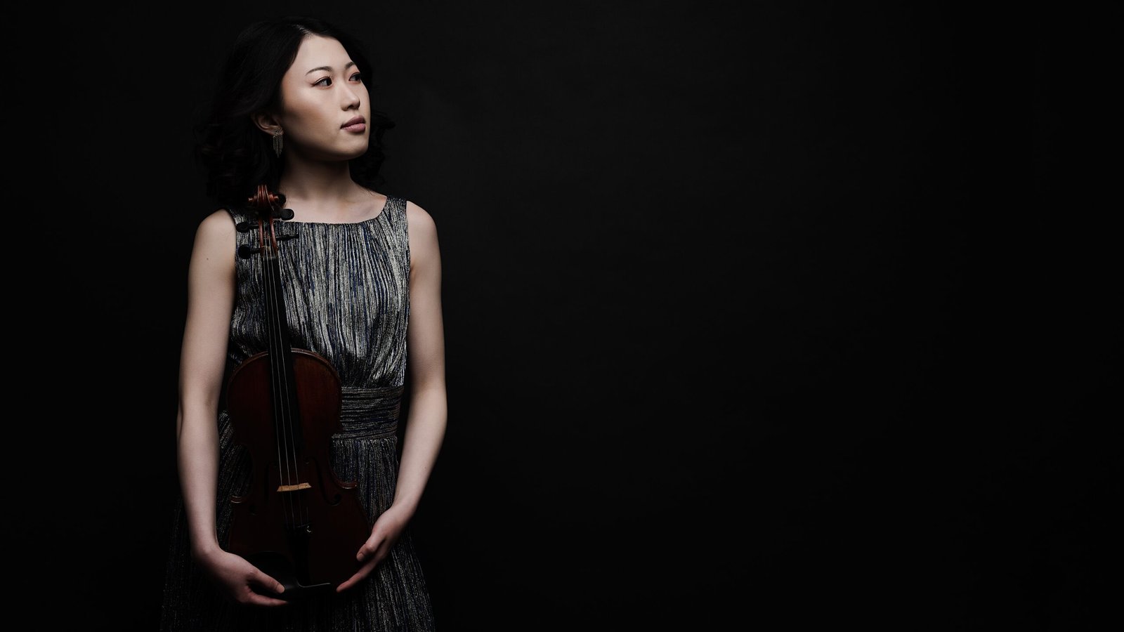 Kiko Takase - Violinist